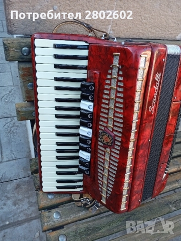 Продавам акордеон Скандали Scandalli 120 баса, снимка 3 - Акордеони - 52533116