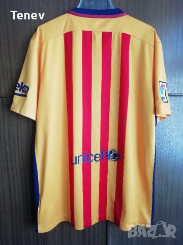 Barcelona Nike оригинална рядка фланелка тениска L Барселона 2015/2016 , снимка 2 - Тениски - 37165916