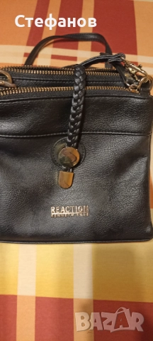 Малка дамска чанта , снимка 3 - Чанти - 52051131