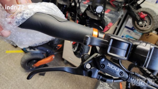 Предна хидравлична спирачка дясна за ел. тротинетка Teverun Blade 