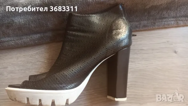 Дамски обувки от естествена кожа