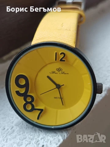 Часовник кварцов , снимка 2 - Луксозни - 51211679