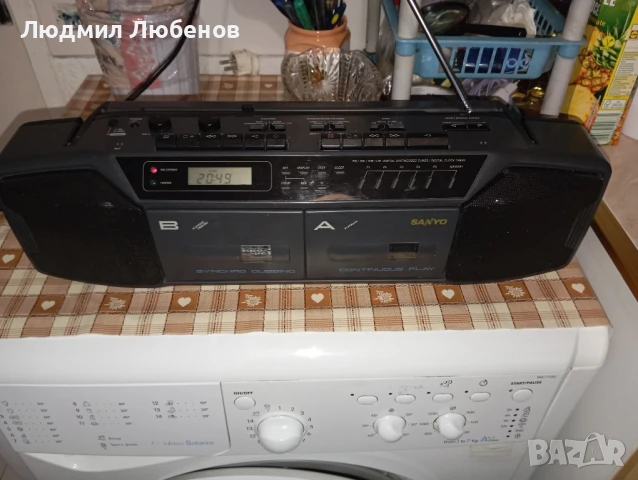 Радиокасетофон Sanyo MW 745L, снимка 3 - Радиокасетофони, транзистори - 51184118