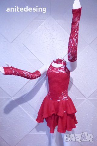 Детска рокля за спортни танци в червен цвят с дантела и гол гръб