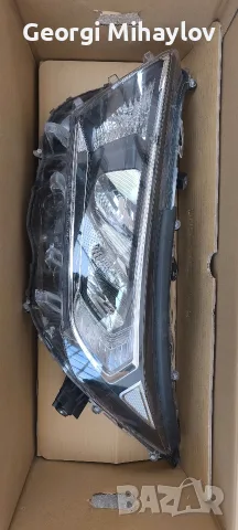 комплект фарове RAV 4, снимка 4 - Части - 55802992