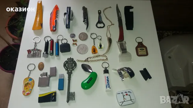 различни предмети за колекция или ползване
