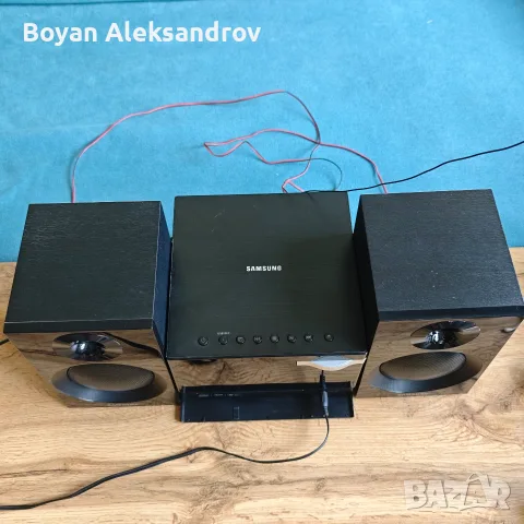 Микро аудио система Samsung MM-E320 | CD/MP3 | AUX | USB, снимка 3 - Аудиосистеми - 55940963