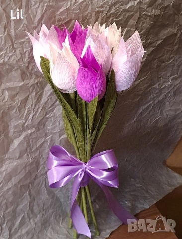 Цветя от крепхартия и бонбони, снимка 4 - Декорация за дома - 53137181