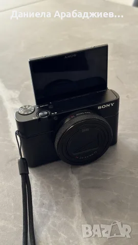 Фотоапарат Sony RX100 VI , снимка 2 - Фотоапарати - 56004207