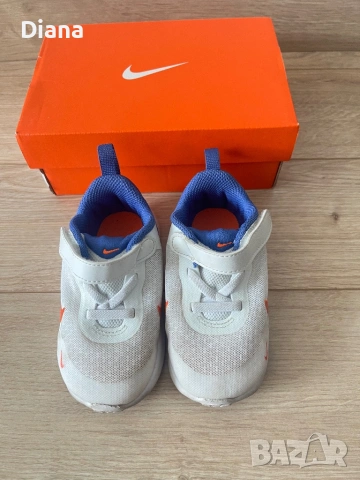 Детски маратонки Nike, снимка 5 - Детски маратонки - 54354834