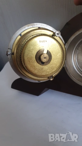 Стар автомобилен часовник Kienzle вграден в настолна кутия, снимка 8 - Антикварни и старинни предмети - 53888665