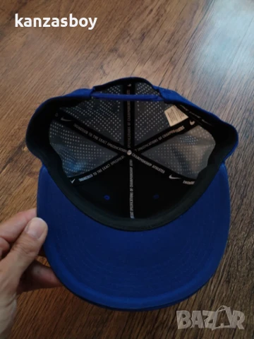 nike air hybrid true red cap royal - страхотна шапка КАТО НОВА, снимка 7 - Шапки - 51203523