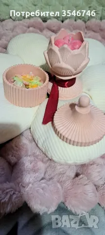 красиви свещници от керамичен гипс и свещи от соев восък. , снимка 3 - Декорация за дома - 49324860