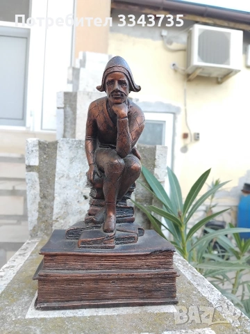 Декоративна фигура"Мислителят"