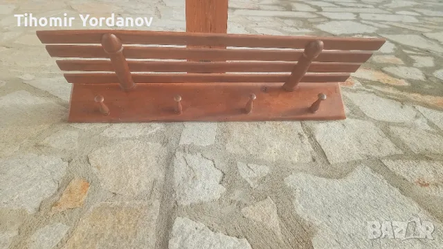 Дървена закачалка., снимка 1