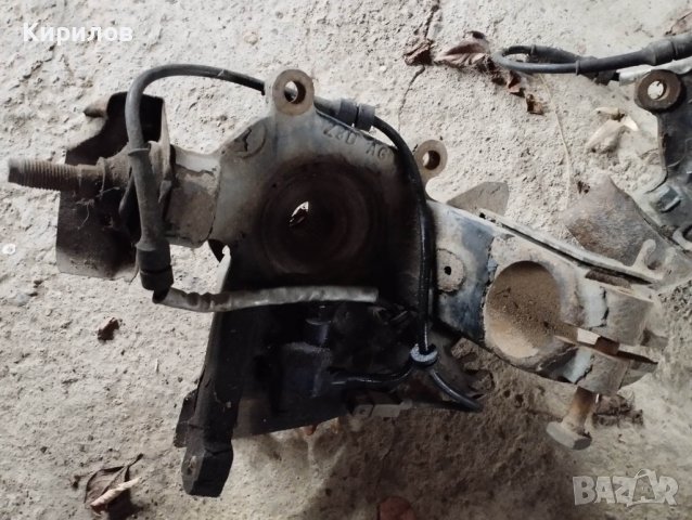  Шенкел главина за Peugeot 607 2,2 ХДИ, снимка 4 - Части - 40313561