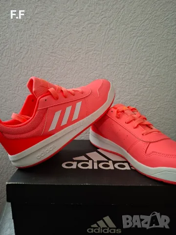 Adidas-Чисто нови!, снимка 5 - Маратонки - 56140594