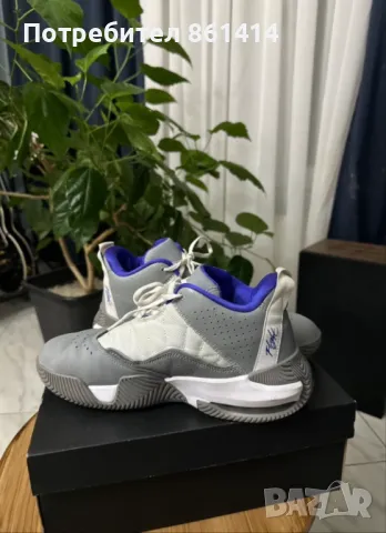 Nike air Jordan stay loyal, 42 номер, снимка 2 - Маратонки - 47566119