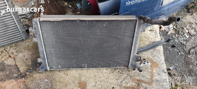 Воден климатичен радиатор 1K0 820 411Q 272 Seat Leon 1.4TSI-125к.с. - 60лв