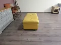 Голяма жълта кожена табуретка, снимка 2