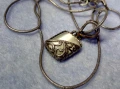 РЕТРО АРТ СРЕБЪРЕН ПЕНДАНТ СРЕБРО 800 с БЯЛО КОТЕШКО ОКО и СРЕБЪРНА 925 ВЕРИЖКА с БЯЛА ПОЗЛАТА 49761, снимка 1