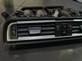 Въздуховод Табло с копче аварийни светлини BMW 7 F01 F02 F03 9115859, снимка 3