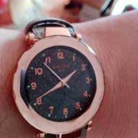 Дамски луксозен часовник , снимка 1 - Дамски - 40538297