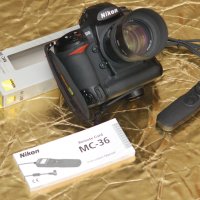 Нов дистанционен спусък Nikon MC-36 с таймер , снимка 2 - Чанти, стативи, аксесоари - 31609328