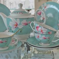 Порцеланов комплект за чай 16 ЧАСТИ TIFFANY BLUE MAGNOLIA, снимка 2 - Сервизи - 42129596