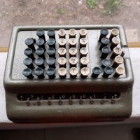 Стара английска сметачна машина, снимка 2 - Антикварни и старинни предмети - 40326155