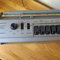 Vintage Sanyo M9922LU Stereo Boombox 80’s , снимка 7 - Радиокасетофони, транзистори - 38512880