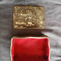 барокова кутия за бижута от метал, снимка 4 - Антикварни и старинни предмети - 29354297