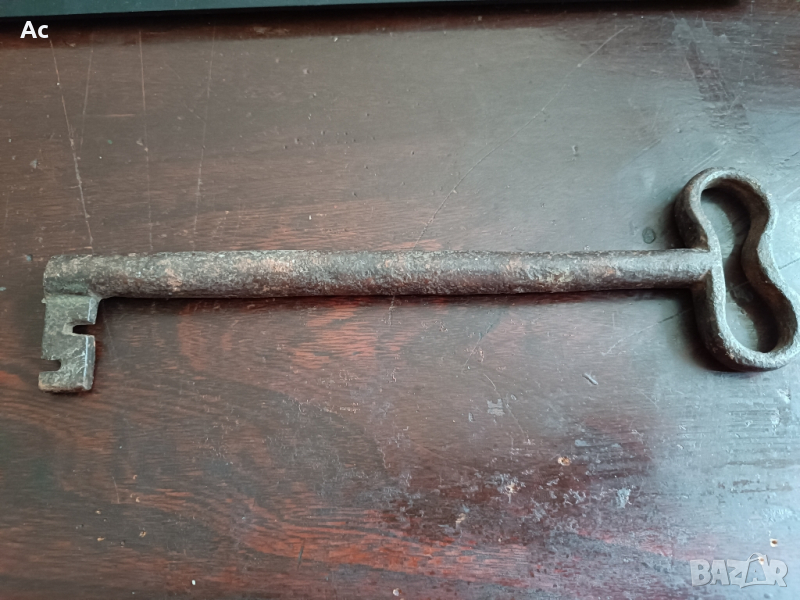 старинен ключ , снимка 1