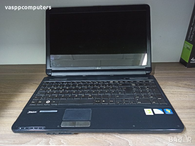 Fujitsu Lifebook AH530 на части, снимка 1