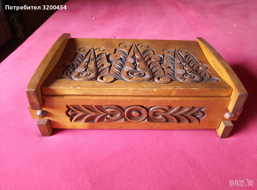 Продавам старинна декоративна дърворезби вана кутия за бижута , снимка 1