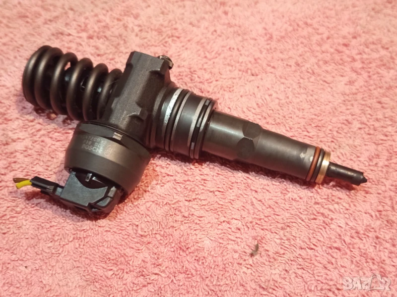 Помпа дюза Bosch за VW AUDI Skoda - 1.4TDI 1.9TDI, снимка 1