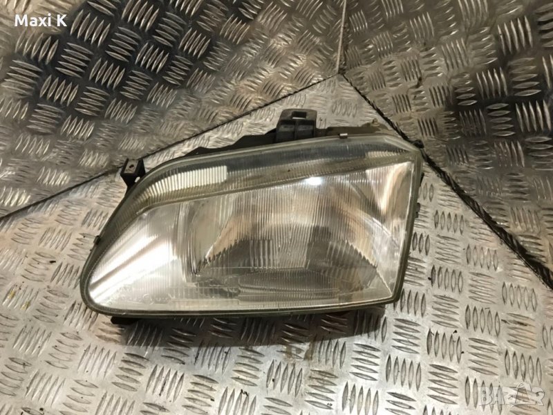 Ляв фар Renault Megane Scenic 1998г., снимка 1