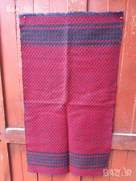 Автентична тъкана вълнена калъфка . Носия, снимка 1