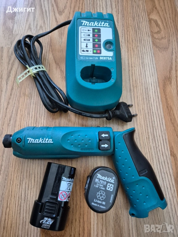Сгъваем винтоверт Makita TD020D като нов, снимка 1