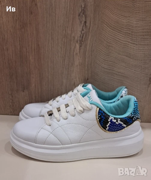 Дамски кецове GAUDI, снимка 1