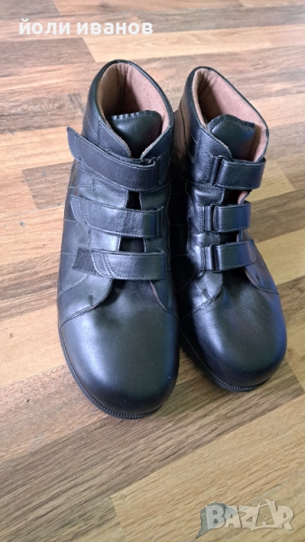 Кожени високи обувки с три велкро лепенки за широк крак,нови 48 номер, снимка 1