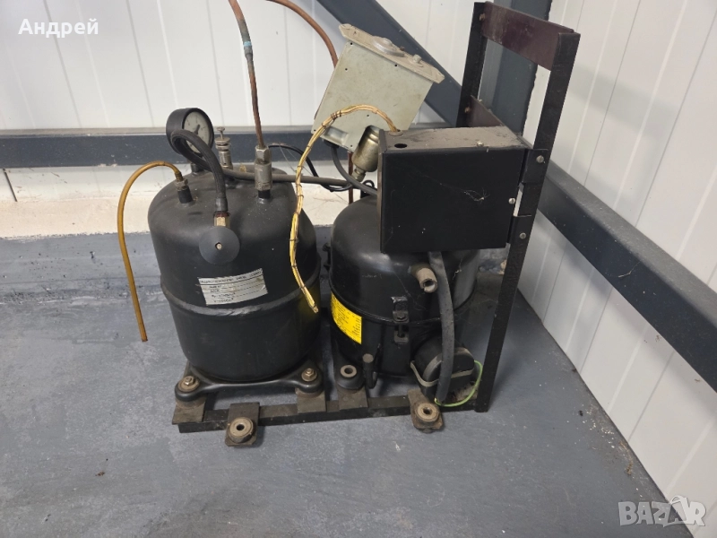Компресорна уредба и осветителнищо тяло за зъболекарска машина!, снимка 1