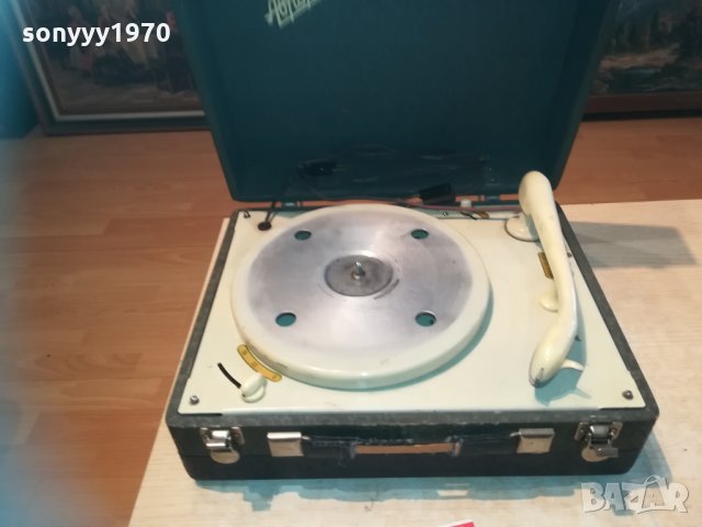 аврора ретро грамофон 2502211856, снимка 8 - Грамофони - 31955268