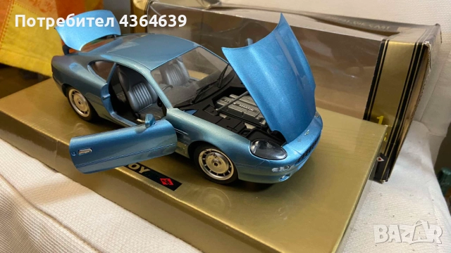 Aston Martin DB7 1:18, снимка 2 - Колекции - 52623555