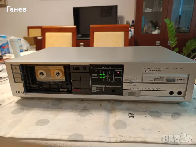 Касетен дек AKAI 