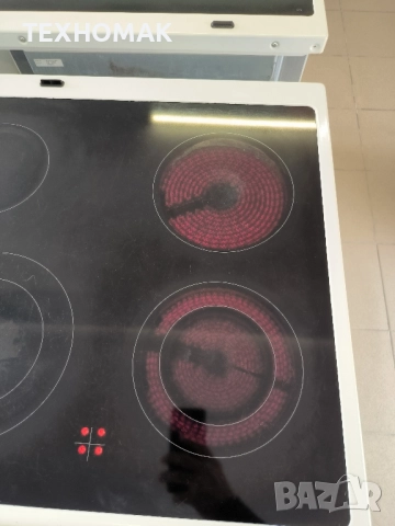 Свободностояща фурна VOSS ELECTROLUX с керамичен плот, каталитично покритие широка 60 см. , снимка 4 - Печки, фурни - 51937327