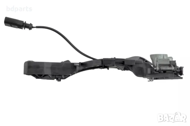 Комплект основа за лява външна дръжка, VW, Passat B6 B7, CC, Keyless, снимка 3 - Части - 56142312