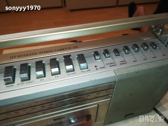 ITT WEEKEND 220 STEREO-ВНОС SWISS 0609252018, снимка 13 - Радиокасетофони, транзистори - 51628256