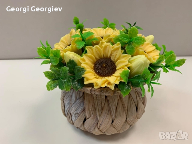 цветя изработени с глицеринов ароматен сапун и Българска роза Стара Загора,бивше кино Септември, снимка 15 - Изкуствени цветя - 52499822