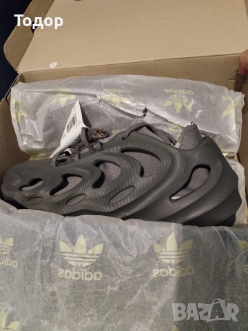 Adidas Adifoam Q Grey 43 1/3, снимка 7 - Маратонки - 52665464
